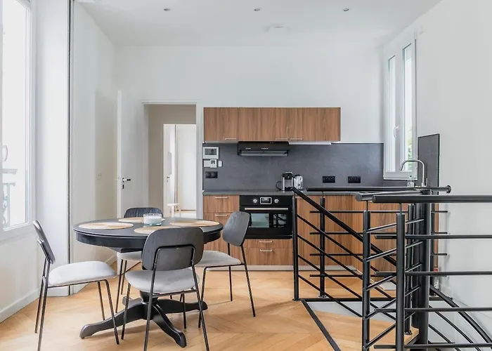Apartman Elegant Parisian Near Eiffel Tower *